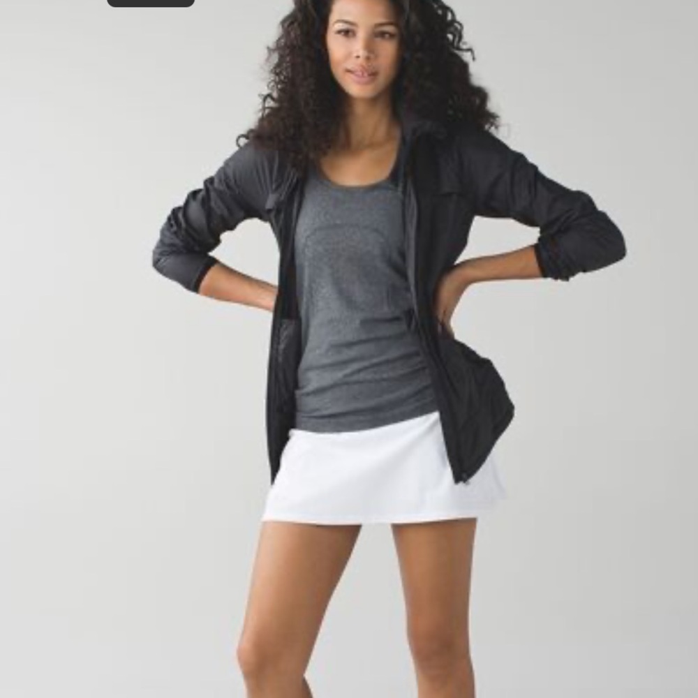 Run: Pace-Setter Skirt*R - Picture 3 of 8